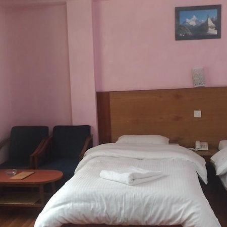 Tasi Dhargey Inn Kathmandu Bagian luar foto