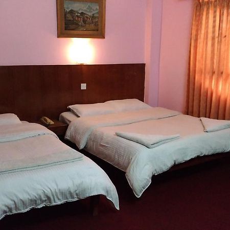Tasi Dhargey Inn Kathmandu Bagian luar foto