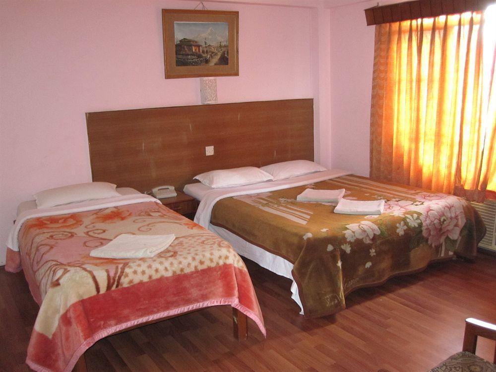 Tasi Dhargey Inn Kathmandu Bagian luar foto
