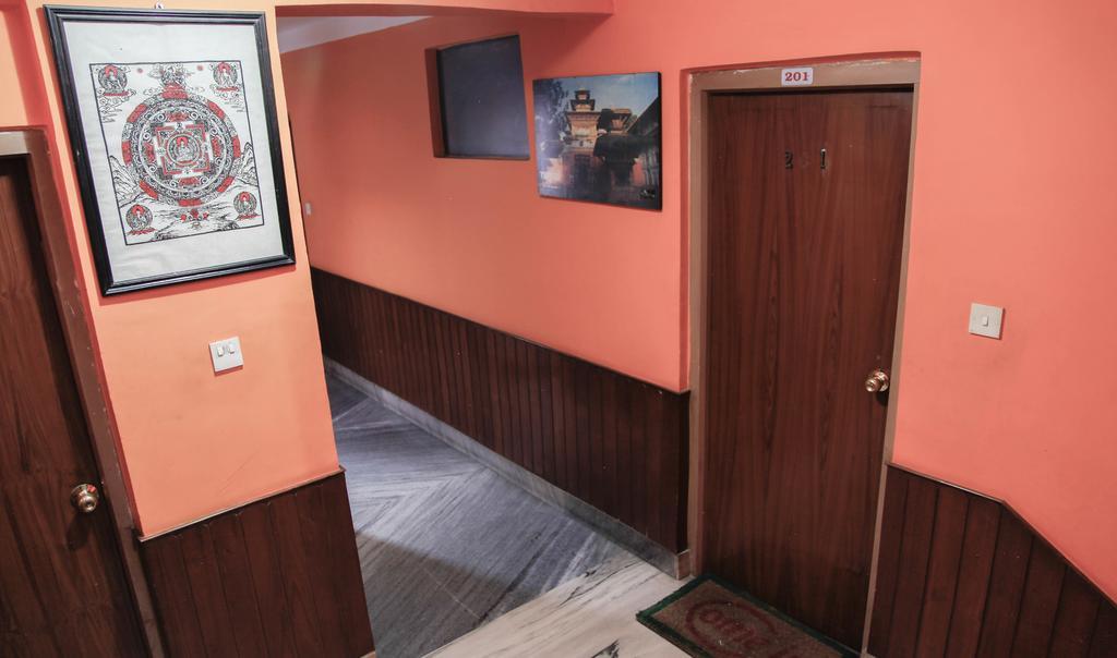 Tasi Dhargey Inn Kathmandu Bagian luar foto
